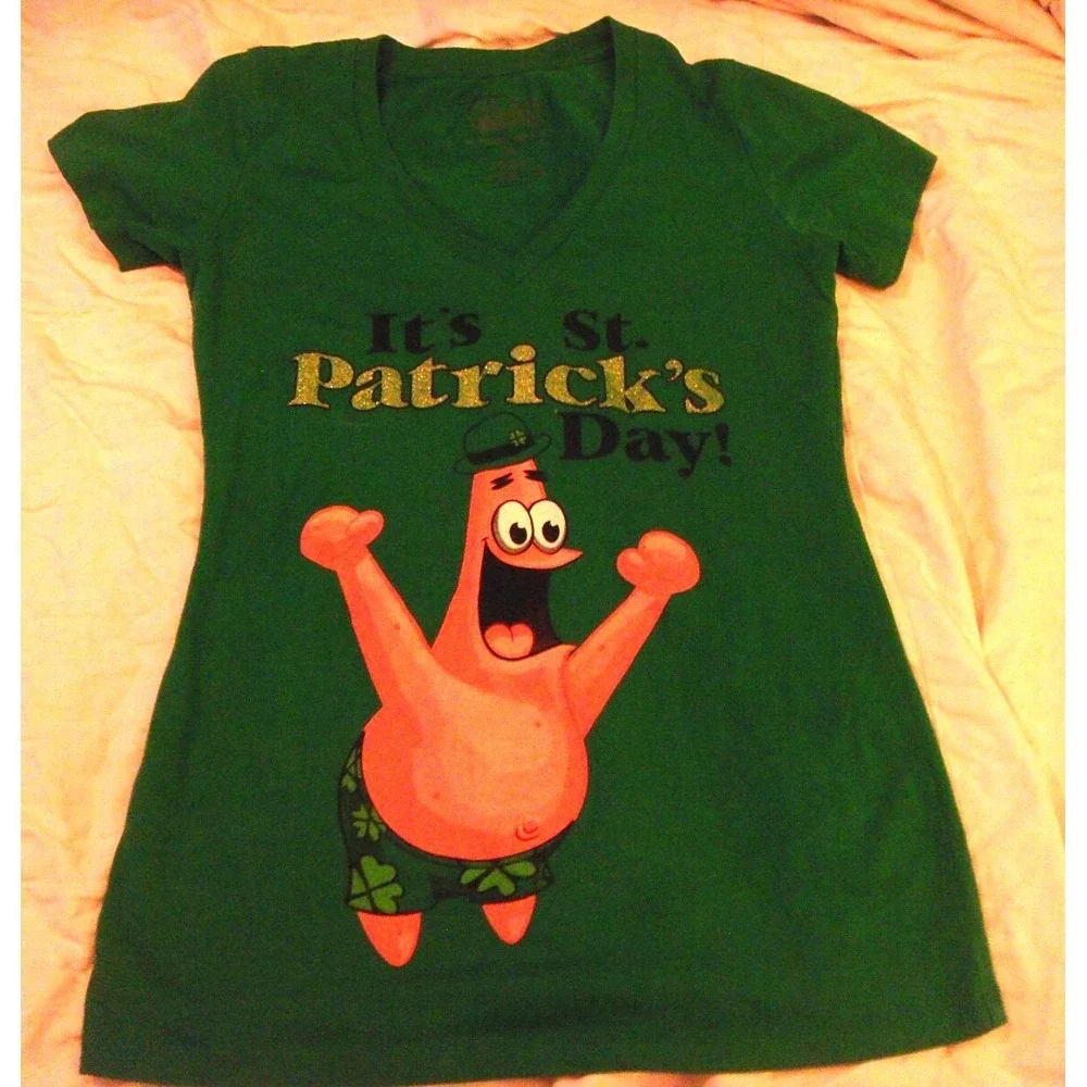 Nickelodeon Spongebob Squarepants juniors M Its St. Patricks day green top shirt